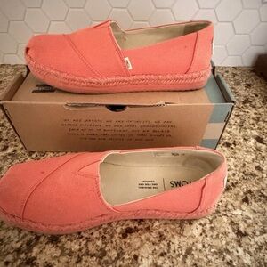 Toms Women's Coral Canvas Espadrille Slip-On